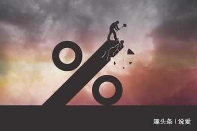 坚持自我成功的例子