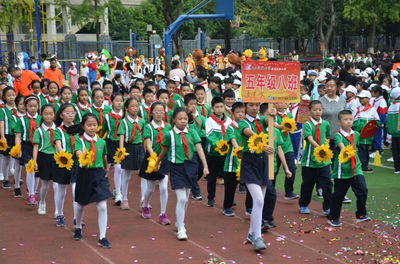 小学五年级运动会口号