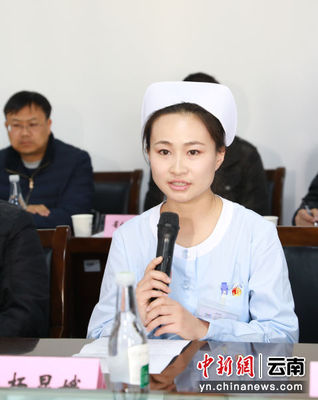 优秀护士个人事迹