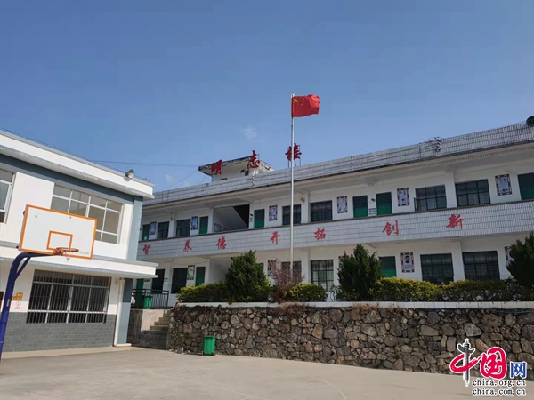 学校里最难忘的一件事