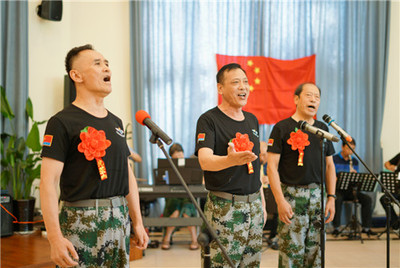 难忘的掌声