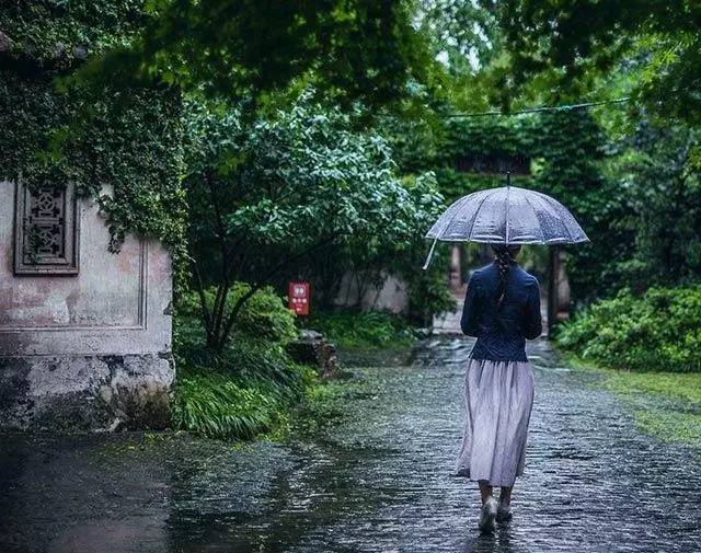 描写烟雨江南的美文