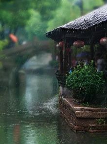 描写烟雨江南的美文
